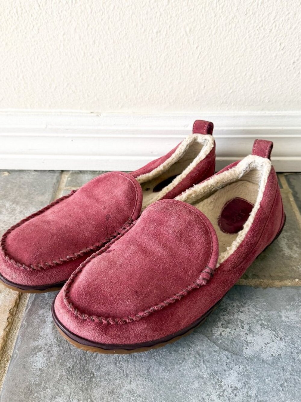 LL Bean Wicked Good Moccasin Slippers Burgundy Suede Womens 10